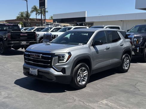 Used 2026 GMC Terrain Elevation FWD image 1