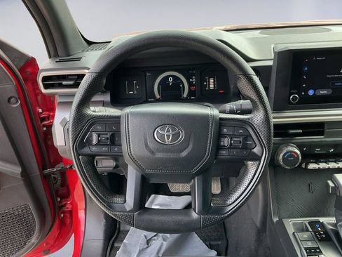 Used 2024 Toyota Tacoma SR5 AWD/4WD image 12