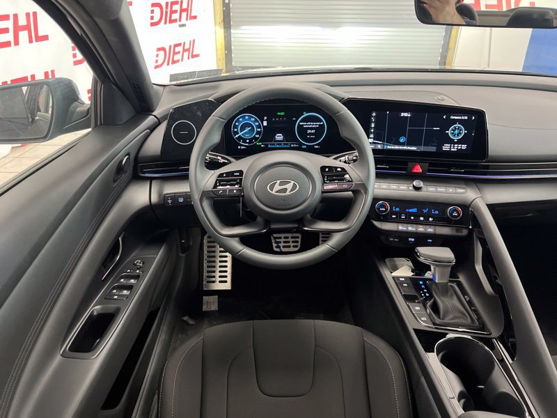 New 2026 Hyundai Elantra SEL FWD image 31