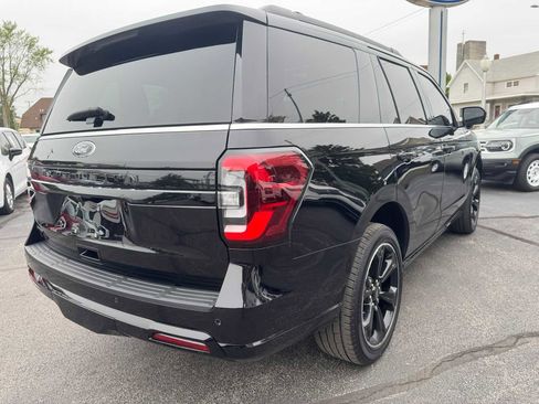 Used 2023 Ford Expedition Limited AWD/4WD image 19