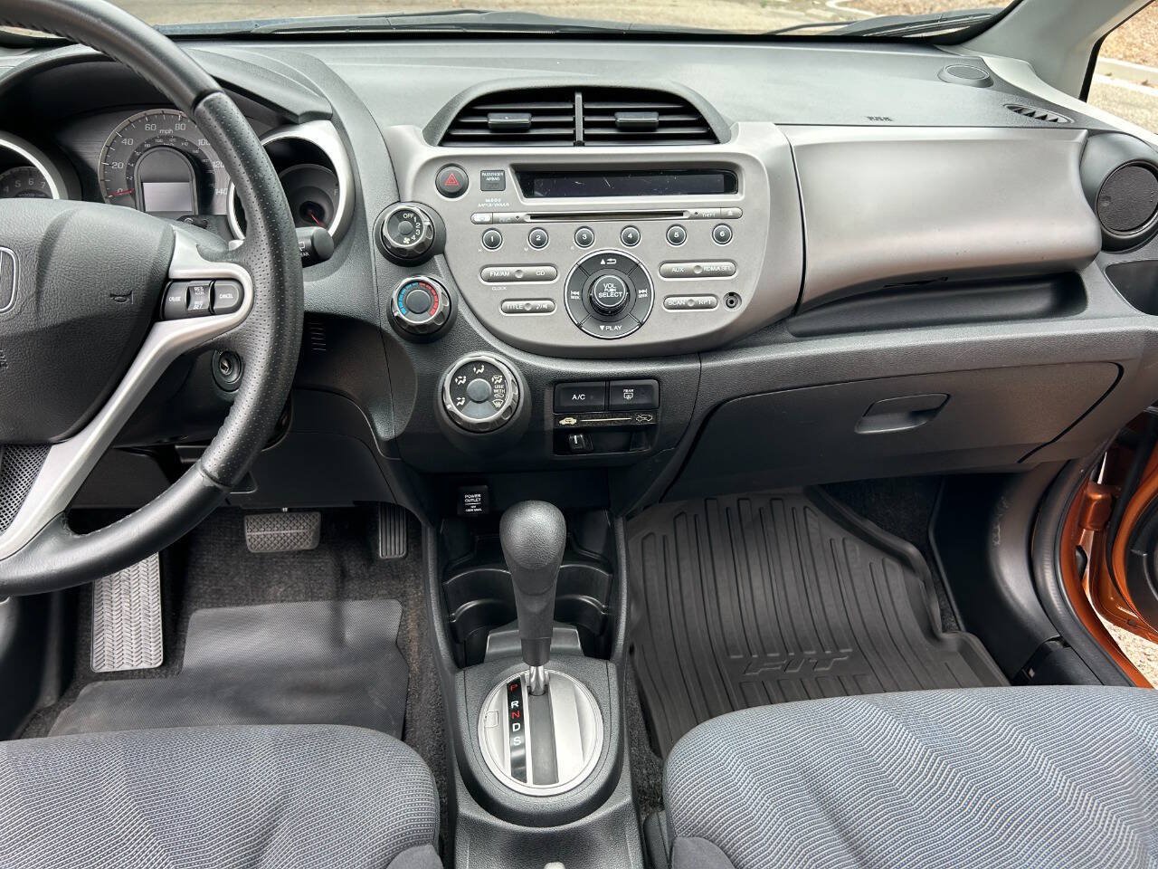 Used 2009 Honda Fit Sport image 40