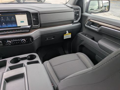 New 2026 Chevrolet Silverado 1500 LT RWD image 17