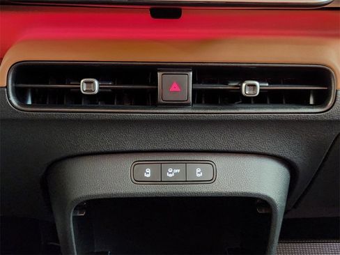 New 2025 Volkswagen ID. Buzz Pro S image 13