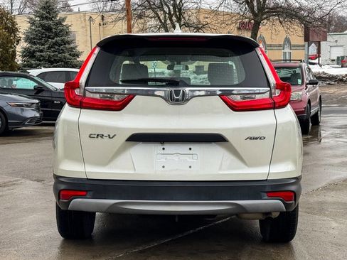 Used 2017 Honda CR-V LX image 4
