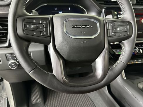 Used 2024 GMC Sierra 1500 Denali Ultimate AWD/4WD image 11