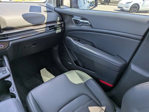 Certified 2026 Kia Sportage SX Prestige AWD/4WD image 19