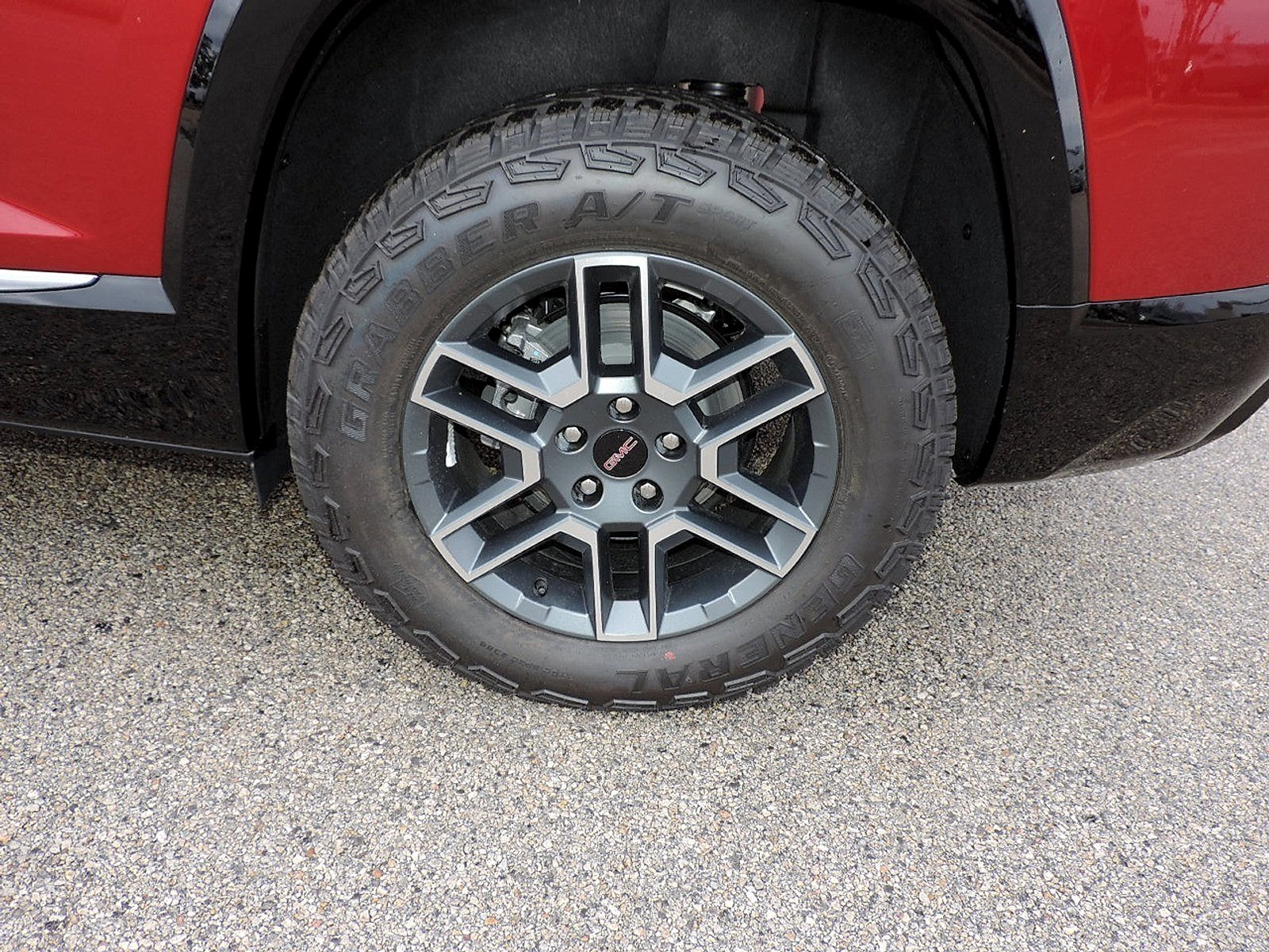 New 2027 GMC Terrain AT4 w/ Technology Package II AWD/4WD image 18