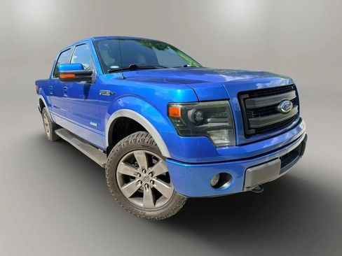 Used 2014 Ford F150 FX4 w/ Equipment Group 402A Luxury AWD/4WD image 2