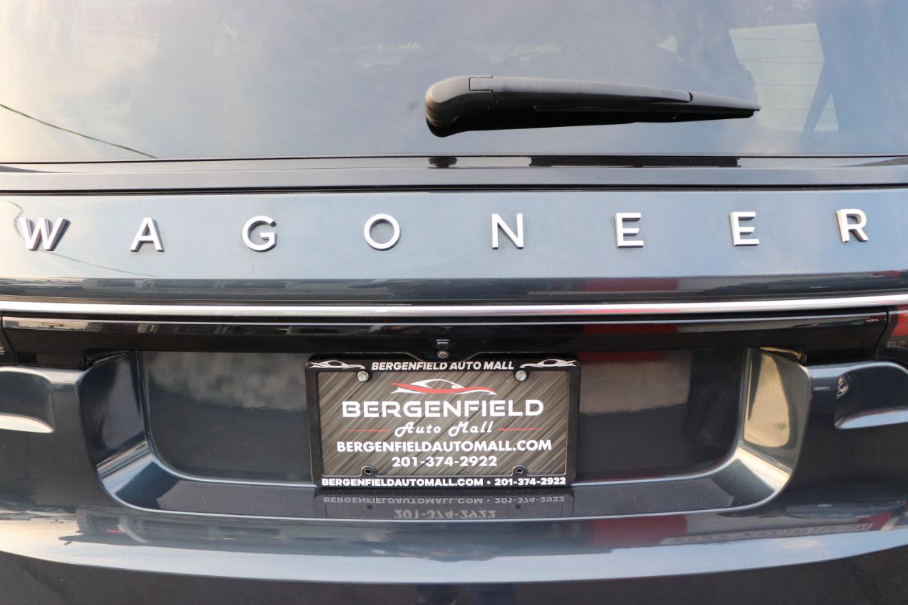 Used 2024 Jeep Wagoneer Series II AWD/4WD image 72