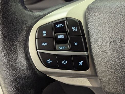 Certified 2022 Ford Explorer XLT w/ Equipment Group 202A image 16