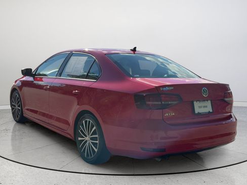 Used 2016 Volkswagen Jetta Sport FWD image 8