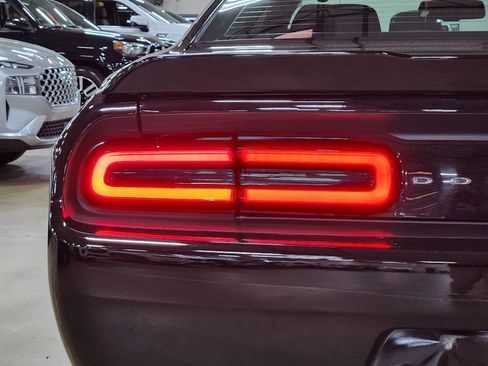 Used 2019 Dodge Challenger GT w/ Driver Convenience Group image 20