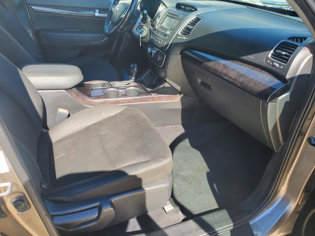 Used 2014 Kia Sorento LX FWD image 5