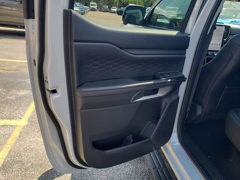 New 2026 Ford Ranger Lariat w/ Black Appearance Package AWD/4WD image 11