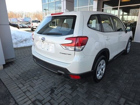 Used 2022 Subaru Forester image 4