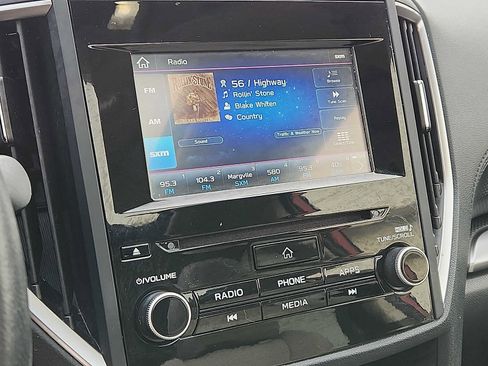 Used 2021 Subaru Forester Premium image 17