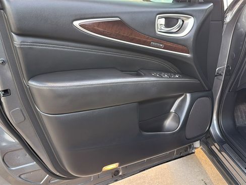 Used 2019 INFINITI QX60 Luxe w/ Sensory Package image 9