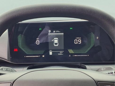 New 2025 Kia K4 LXS image 12