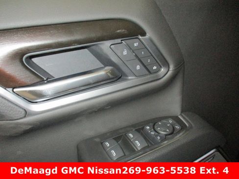 New 2025 GMC Sierra 2500 Denali w/ Technology Package image 16