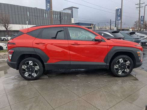 Certified 2025 Hyundai Kona SEL image 2