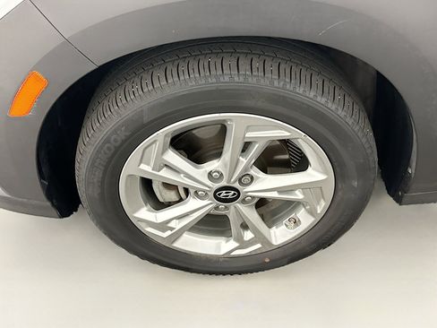 Used 2023 Hyundai Kona SEL w/ Convenience Package AWD/4WD image 11