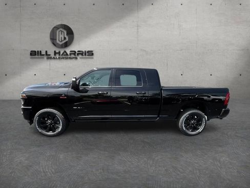 New 2026 RAM 3500 Laramie AWD/4WD image 9