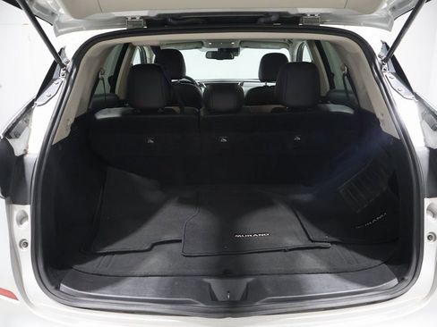 Used 2023 Nissan Murano SV image 18