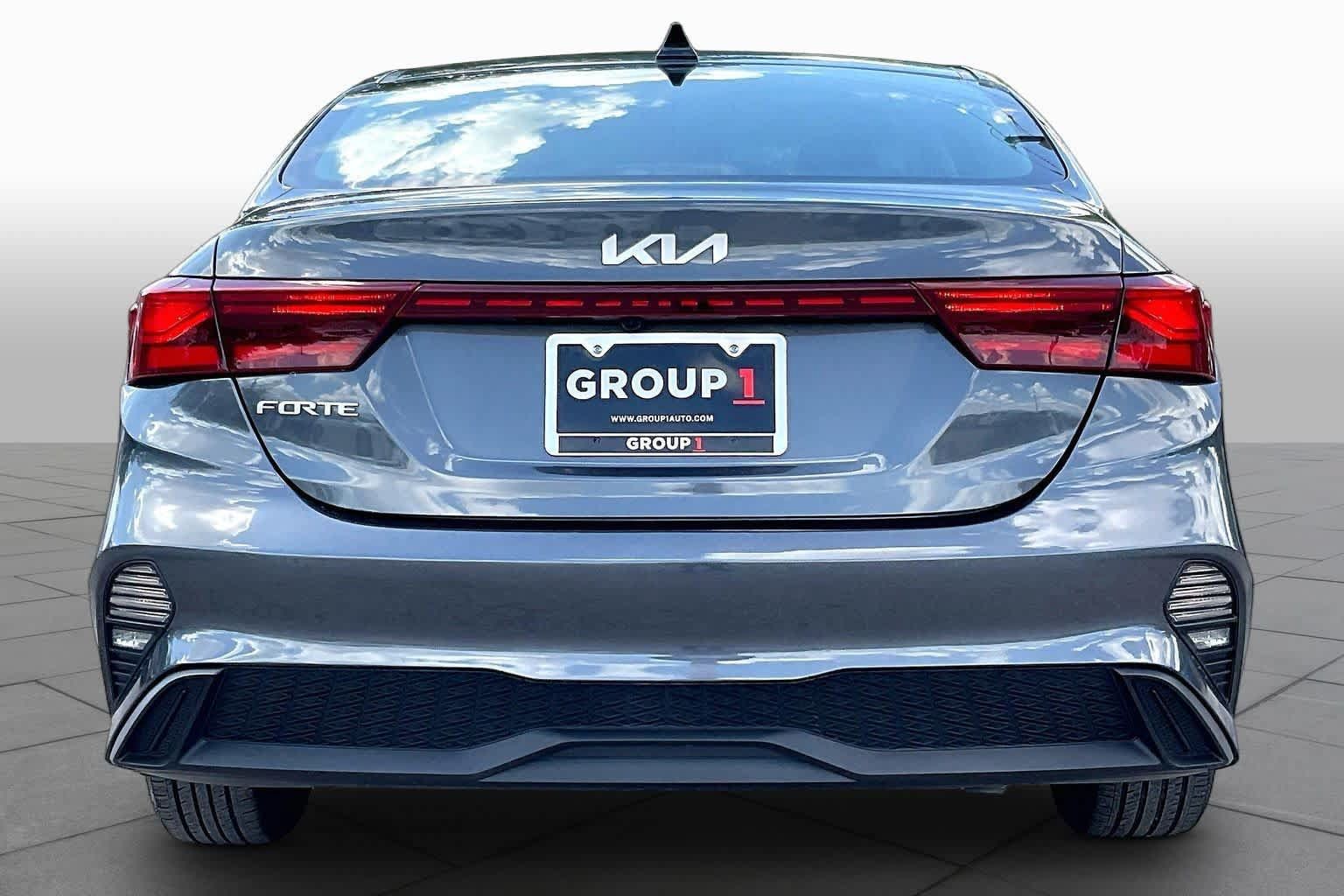 Used 2024 Kia Forte LXS FWD image 5