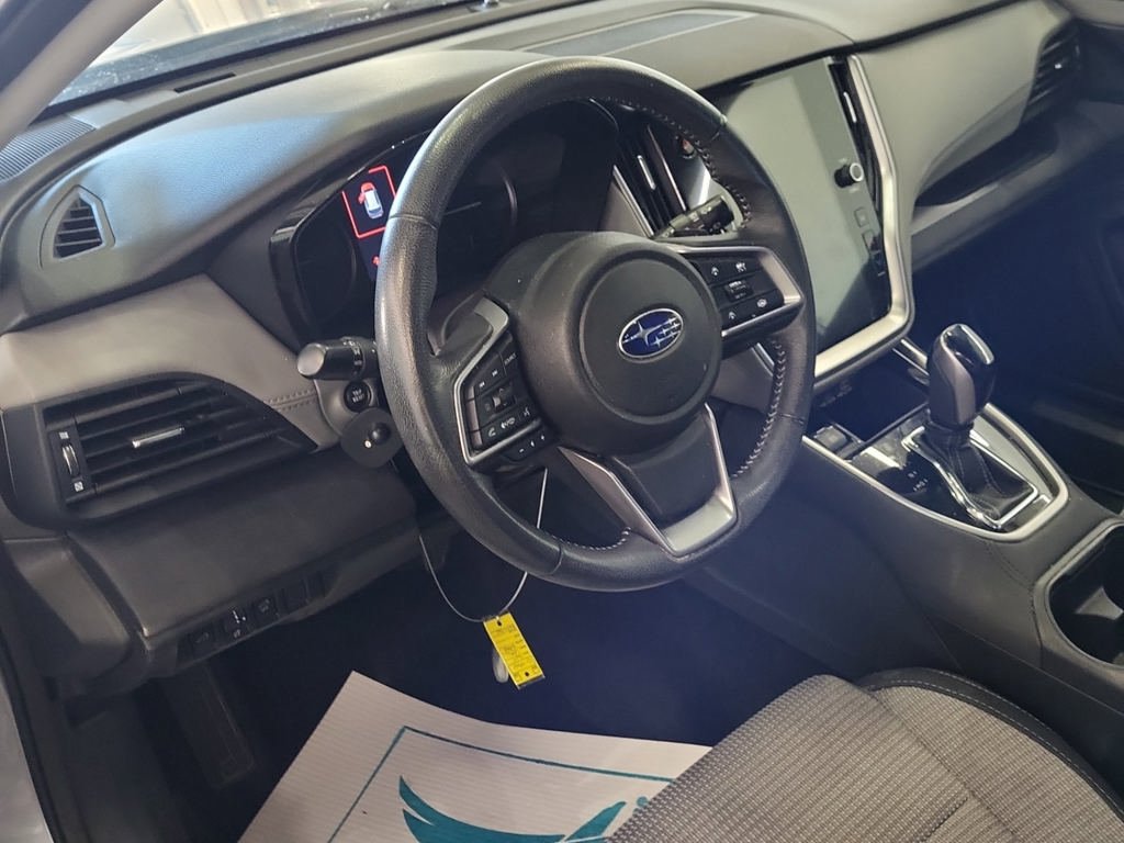 Used 2024 Subaru Outback Premium AWD/4WD image 8