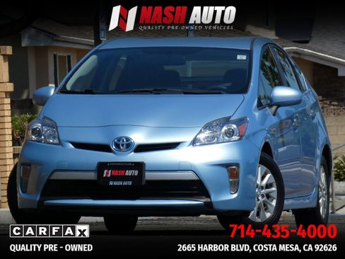 Used 2014 Toyota Prius Prime Plug-In Hybrid FWD image 4