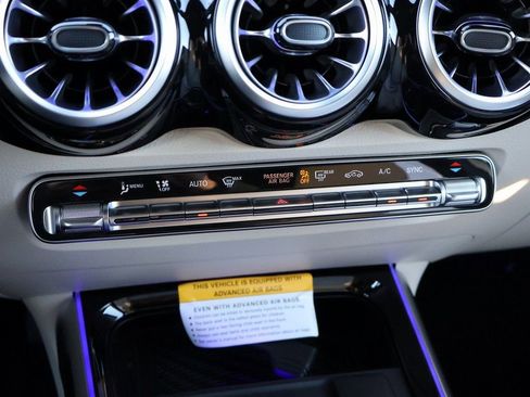 Used 2026 Mercedes-Benz GLB 250 GLB 250 image 26