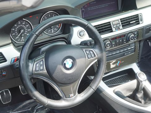 Used 2011 BMW 335i 335i Convertible 2D image 27