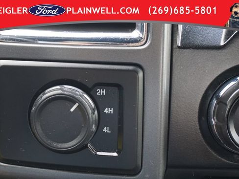 Used 2016 Ford F150 XLT w/ Equipment Group 302A Luxury AWD/4WD image 22