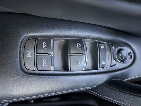 Used 2024 INFINITI QX80 Luxe image 16