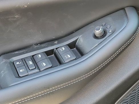New 2026 Jeep Grand Cherokee Altitude RWD image 31