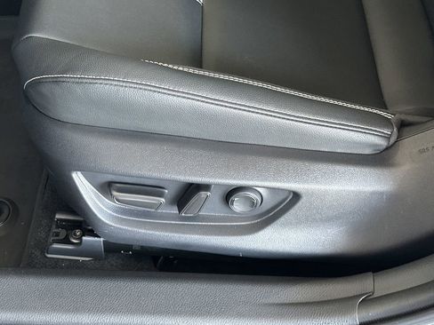 Used 2025 Toyota Camry SE w/ Multimedia Upgrade Package FWD image 15