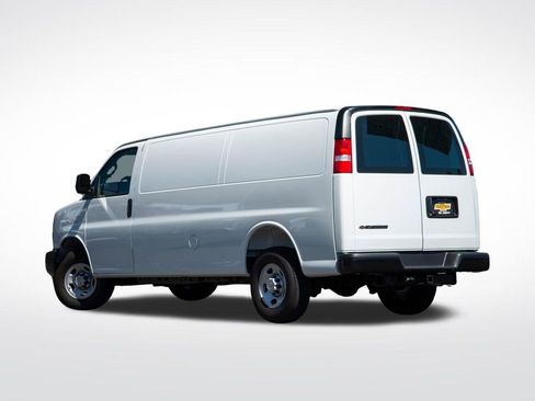 New 2025 Chevrolet Express 3500 Extended w/ Driver Convenience Package RWD image 8