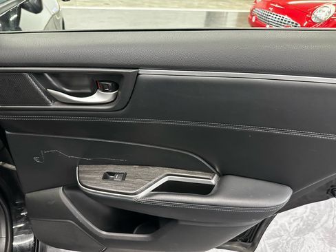 Used 2018 Honda Clarity Plug-In Hybrid image 13