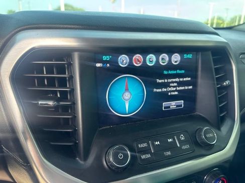 Used 2019 GMC Acadia SLT w/ Black Edition FWD image 12