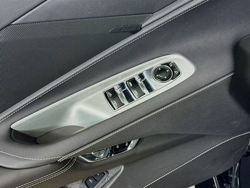 Used 2025 Chevrolet Corvette Z06 image 21