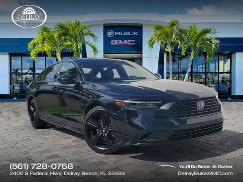 Used 2025 Honda Accord Sport image 1