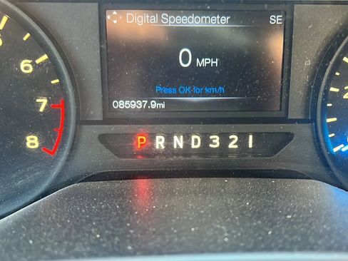 Used 2016 Ford F150 XL w/ Equipment Group 101A Mid RWD image 10