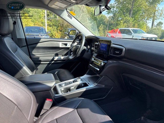 Used 2023 Ford Explorer Limited w/ Hybrid Equipment Group 310A AWD/4WD image 9