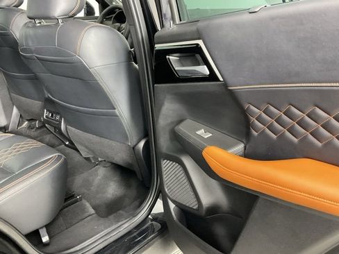 Used 2022 Mitsubishi Outlander SEL image 20