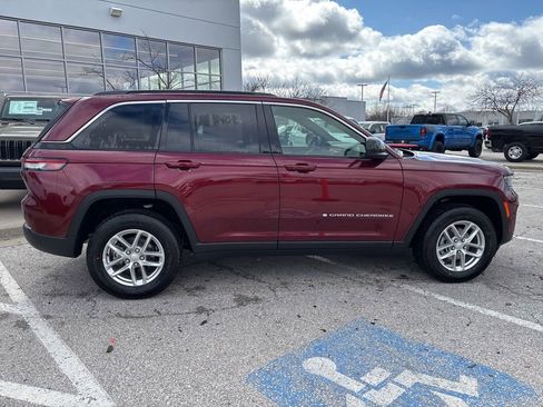 New 2026 Jeep Grand Cherokee Laredo X AWD/4WD image 32