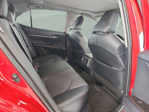 Used 2023 Toyota Camry XSE FWD image 18
