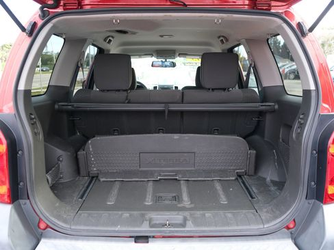 Used 2015 Nissan Xterra PRO-4X image 18