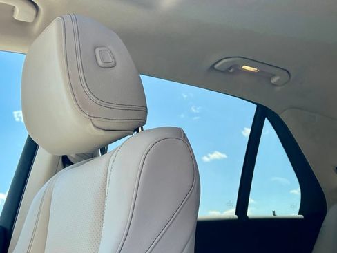 Certified 2025 Mercedes-Benz GLE 450e 4MATIC image 35