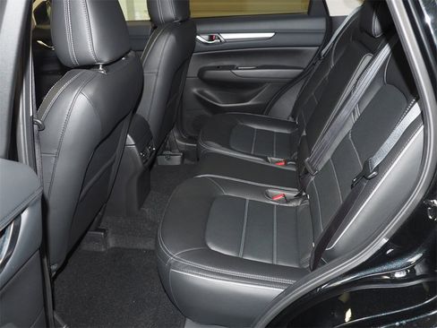 New 2025 MAZDA CX-5 AWD 2.5 S w/ Preferred Package image 4