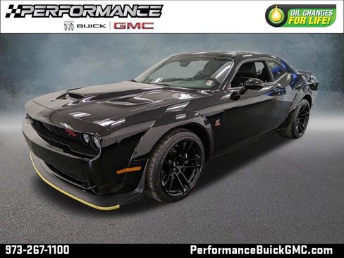 Used 2023 Dodge Challenger R/T Scat Pack image 1